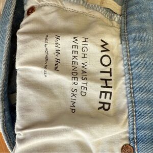 MOTHER High Waisted Weekender Skimp Jeans - Light Blue